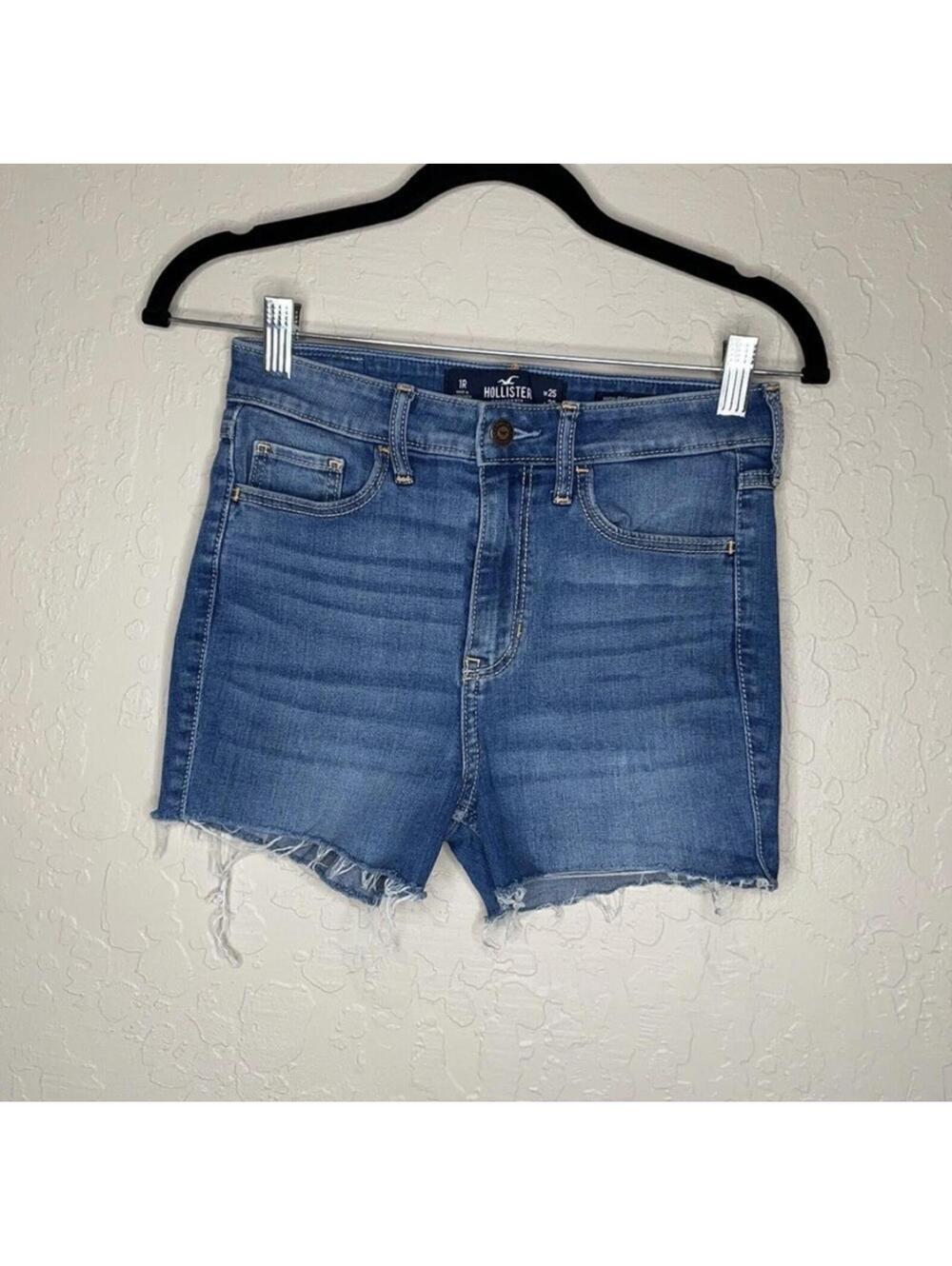 Hollister cut-off shorts